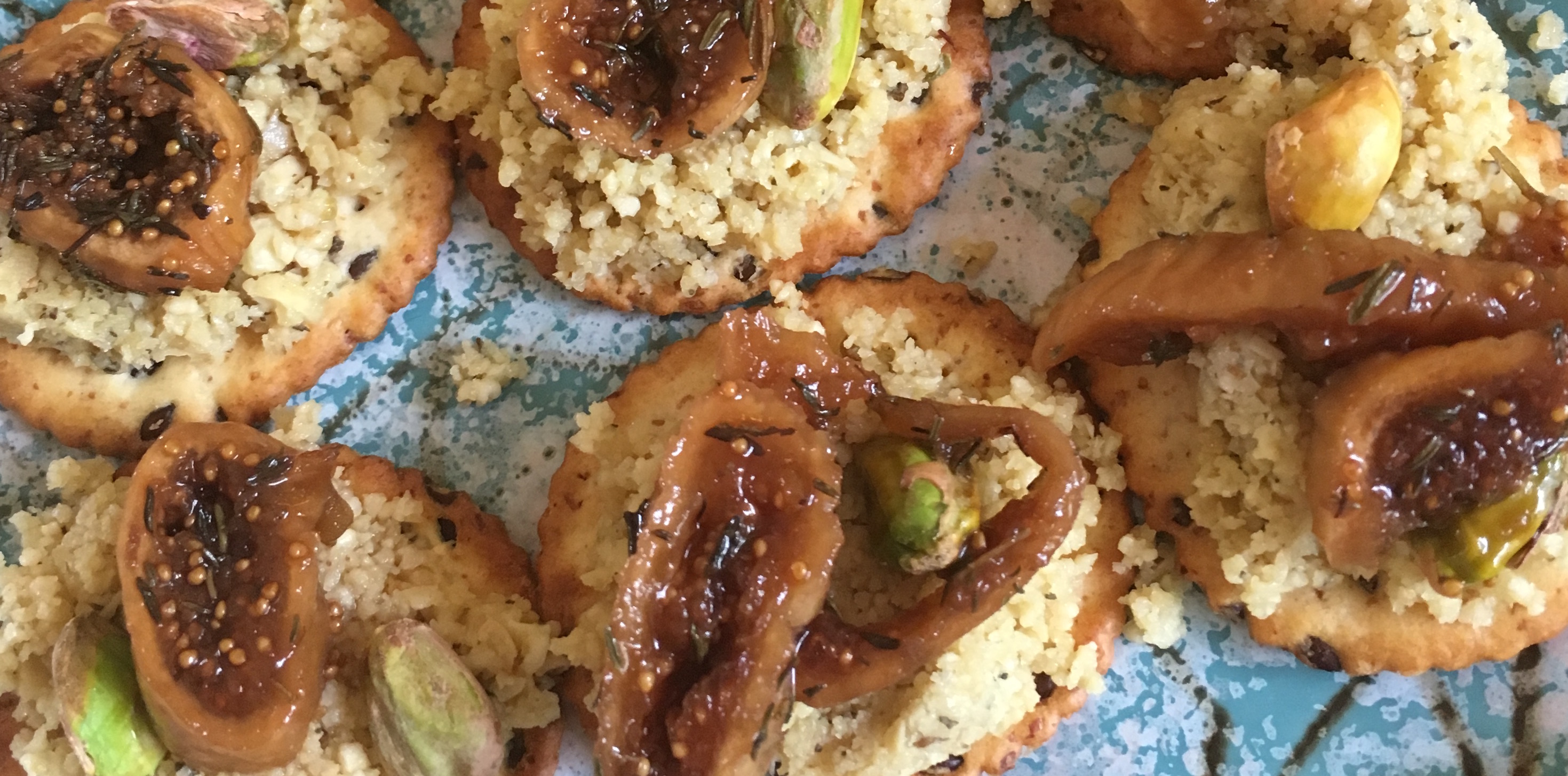PICKLED FIG, PISTACHIO AND CASHEW ‘RICOTTA’ CANAPES – EASY VEGAN RECIPE